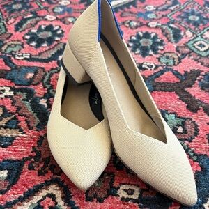Rothy's Beige High Point Block Heel Pumps - 9